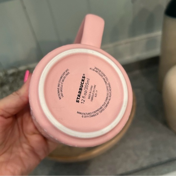 Starbucks Textured/Speckled Pink Coffee Mug/Cup 2019 Matte 12oz Valentine’s Day - Picture 3 of 7